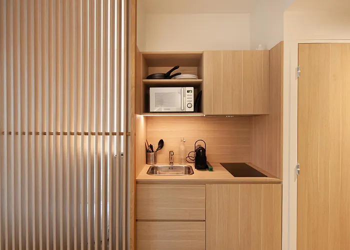 Finestate Coliving Champs-elysees 4*