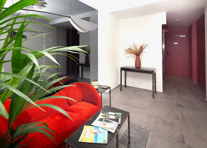 Finestate Coliving Champs-elysees 4*