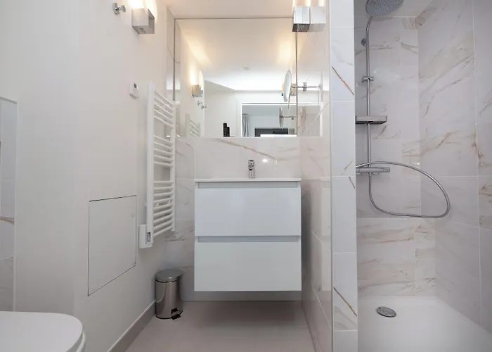 Finestate Coliving Champs-elysees 公寓式酒店